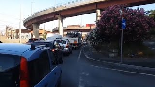 Autostrade caos a Genova traffico paralizzato in città con code lunghe fino a 20 chilometri [upl. by Alac867]