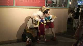 Pinocchio and Gepetto Meet a Little Pinocchio at Disneys Hollywood Studios Walt Disney World [upl. by Inus]