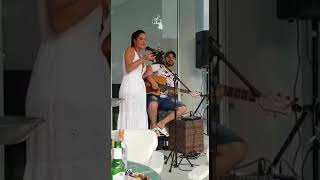 Helen Ganzarolli cantando quotAtrasadinhaquot com Alexandre Alber HelenGanzarolli AlexandreAlber [upl. by Arihsa]