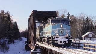 CMQ 1006 leads Job 2 East on the Moosehead Sub 31718 [upl. by Nodarse]