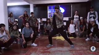 Pobre Diabla  Don Omar Coreografia by Santiago Sandoval [upl. by Znarf]