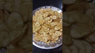 केले की चिप्स कैसे बनाते है केले की चिप्स रेसिपी food recipe youtubeshorts [upl. by Candie]