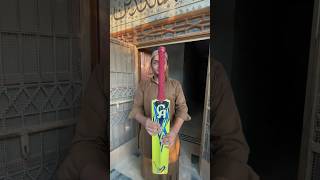 Bet Par Grip kaise Lagaye  How To Put Grip On Cricket Bat shorts cricket viratkohli [upl. by Xuaegram706]