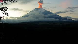 May 5 2024 Rare Sunset Eruption at Semeru Volcano Indonesia [upl. by Lura913]