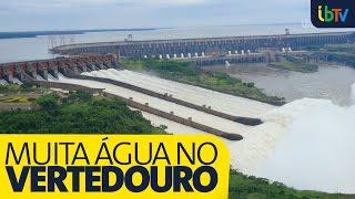 ibtv Itaipu abre as três calhas do vertedouro [upl. by Fineberg514]