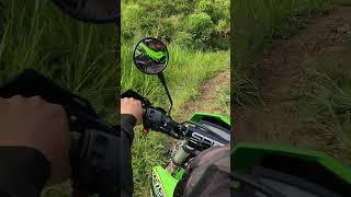 Trochando en la KLX 250 💪shorts motos kawasaki klx250 klx xtz kmx [upl. by Yboj]