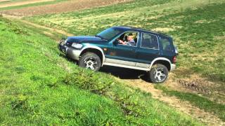 Kia Sportage 20 Off Road [upl. by Ainsley]