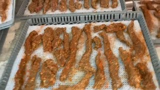 MAKING BEEF JERKY IN THE CABELASDELUXE10TRAYDIALDEHYDRATOR [upl. by Raffaello]