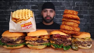 THREE PATTY CHEESE BURGER JALAPEÑO BURGER BEEF BACON CHEESE BURGER WAFFLE FRIES AND ONION RINGS [upl. by Lain]