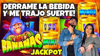 🦍 DERRAME LA BEBIDA Y ME TRAJO SUERTE  That’s Bananas Slot Machine Jackpot en Resorts World LV [upl. by Colwen]