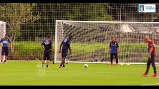 Il rigore di Balotelli primo allenamento azzurro in Brasile  Mondiali 2014 [upl. by Atiuqiram820]