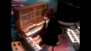 Jean Michel Jarre  Oxygene 4  Avro Toppop 4 June 1977 corrected audio [upl. by Antons]