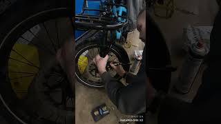 changing the front pads on a tern GSD in 4min [upl. by Aihppa]