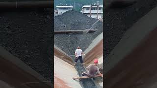 loading coal into a ship is such a dangerous job 😱 shortvideo shorts [upl. by Dasa]