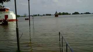 Pegelhaus Tangermünde vom Hochwasser umschlossen 962013 [upl. by Nic]