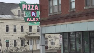 Biddeford business raising funds for Maines only childrens hospital with pizza fundraiser [upl. by Jerold]