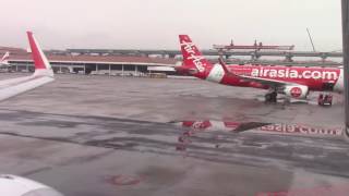 Air Asia A320 at Don Muang Airport to Chiang Rai [upl. by Evy666]