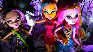 Monster High Freaky Field Trip Dolls Review  Clawdeen Toralei and GiGi [upl. by Drarehs717]