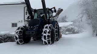 snørydding med Valtra a115 snowline 2450 [upl. by Geffner]