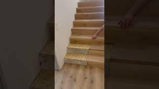 Treppe aus fertig Parkett [upl. by Minsk]