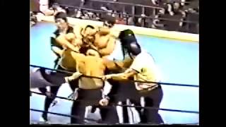 Kuniaki Kobayashi amp Norio Honaga vs Nobuhiko Takada amp Kazuo Yamazaki 31988 [upl. by Nelra590]