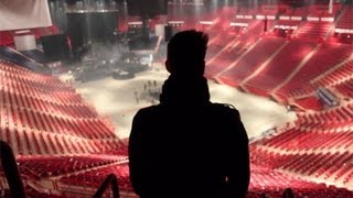 A la poursuite du bonheur tour  Live à Bercy teaser Sortie le 4 mars [upl. by Noemis444]