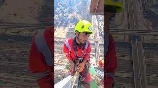 Paasia kamna ke Leye kuch b karna perta h❣️👍 viralvideo ropeaccess youtube [upl. by Zondra505]