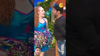 Kapil Sharma Ne firangi ladkiyo ke sath flirt Kiya kapilsharma shortvideo viralvideo tejbabu [upl. by Birmingham]