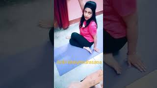 ardha matsyendrasana yoga aasan practice practice this yogasan  support me  trending video [upl. by Marylinda]