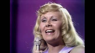 1974 Ireland Tina Reynolds  Cross Your Heart 7th place at Eurovision Song Contest in Brighton [upl. by Eittel233]