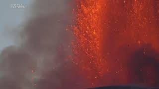 Bright Lava Spews From Etna Amid Eruption [upl. by Pinchas]