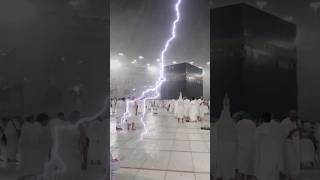 makkah havi rain 🌧 macca kaba rain  Yasir street food  viral [upl. by Ahtanoj]