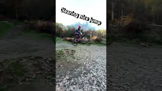 Clearing and jump mtbpark mtb downhillmountainbike freebird [upl. by Annaitsirhc]