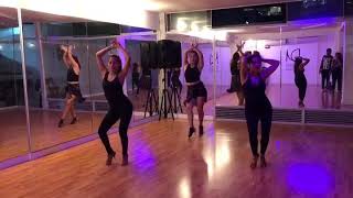 Romeo Santos  imitadora bachata choreography by Claudia Reynoso [upl. by Deroo670]