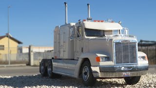 Italeri 124 Freightliner FLD 120 Full Build Video [upl. by Aicirtal]