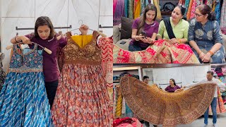 Shaadi k liye lehenge ki shopping😍 lehenga weddingshopping [upl. by Ettevey313]