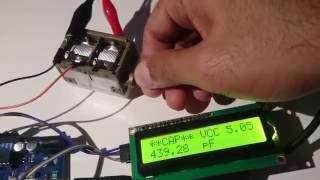 Testing an air variable capacitor with a simple arduino capacitance meter [upl. by Nich]