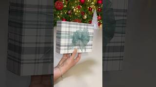 🎁 it’s VERY EASY to make your own CUSTOMMADE gift box ⭐️🎁 giftwrapping christmas shorts [upl. by Starkey945]