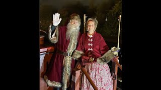 Santa arriving by narrowboat at Middleport Pottery  Nov 2024 [upl. by Perusse]