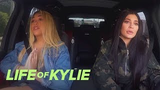 Jordyn Woods Cries Over Her Late Father  Life of Kylie  E [upl. by Arvell]