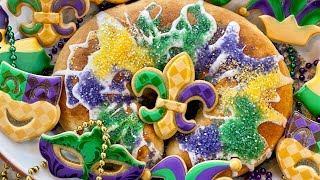 How to Decorate Fleur de Lis Cookies [upl. by Nilyahs816]