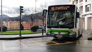 Bizkaibus en Barakaldo [upl. by Annoif770]