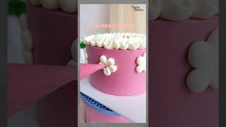 Very Easy Cake Design cake cakedecorating cakedesign shorts shortvideo shortsvideo short [upl. by Cirdahc232]