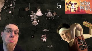 Dont Starve Together 5  Going Insane [upl. by Airrehs]