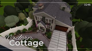 Modern Cottage 324k Pt1Tour  Roblox Bloxburg [upl. by Yukio]