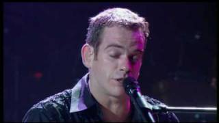 Garou  Que lamour est violent live 2004 [upl. by Geordie]