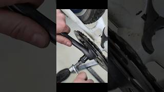 Replacing the front crank on a bicycle Fitting a new crank to a bicycle  DIY [upl. by Lyckman337]