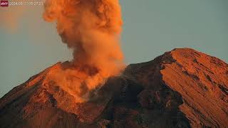 Aug 31 2024 Volcanic Eruption at Sunrise of Semeru Volcano in Indonesia [upl. by Bette]