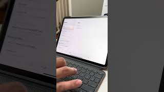 Logitech Combo Touch iPad Pro 11 inch 1st 2nd 3rd and 4th gen  Video Ke 2 [upl. by Harlen]