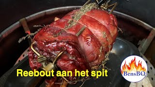 Reebout als een roast aan het spit Deer roast bone in [upl. by Traweek]